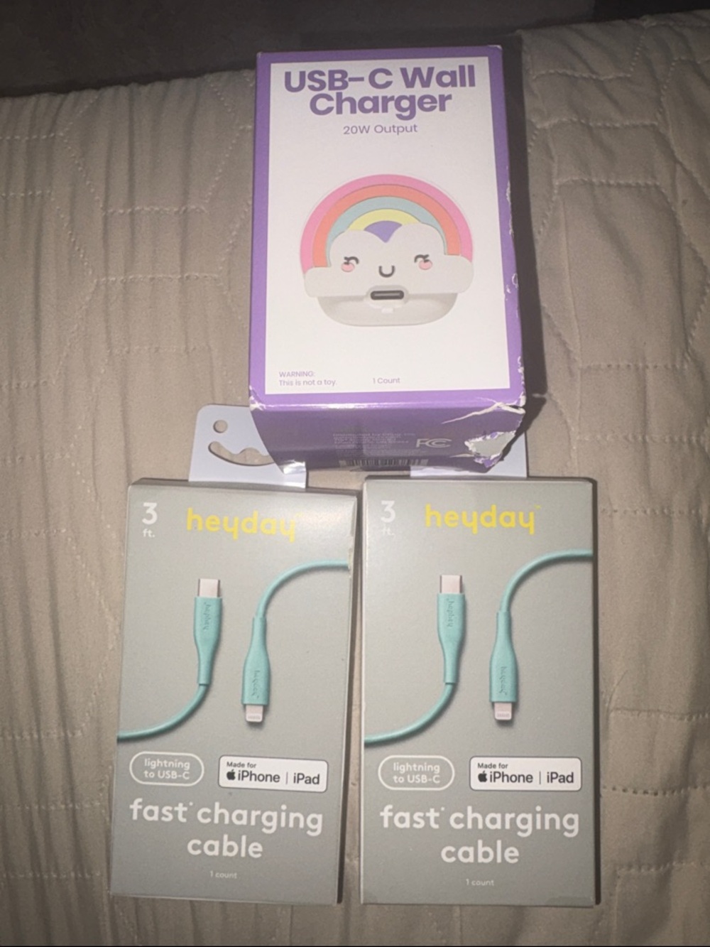 heyday Mint Green Fast Charging Lightning to USB-C Cables and wall block- 3 pack